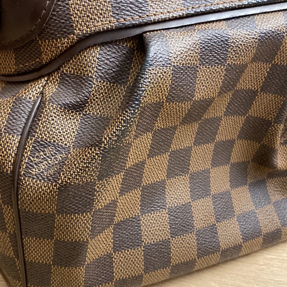 LOUIS VUITTON Damier Ebene Trevi PM w/LV Strap - Picture 6 of 14